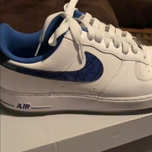 Penny hardaway  Air-force ones.